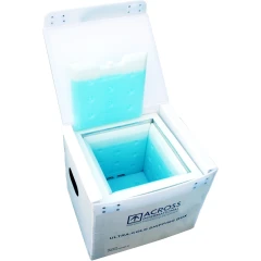 Ai -25°C 20L VIP Shipping Cube with PCM, open white box with insulated liner and light blue cold pack