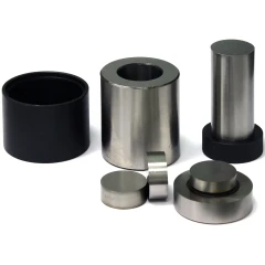 Ai 25mm (1") Dry Pressing Die Set, steel sleeve, plunger, pellets and base with black rings, white background