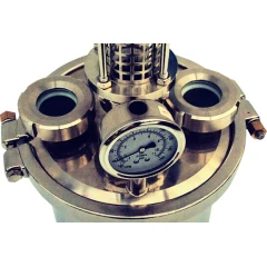 8" Endcap, 1/4" MNPT & FNPT, 2 Sight Glasses, close-up of lid with two sight glass ports and gauge